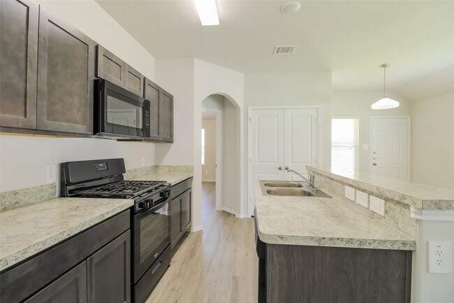 Photo - 2421 Flathead Dr