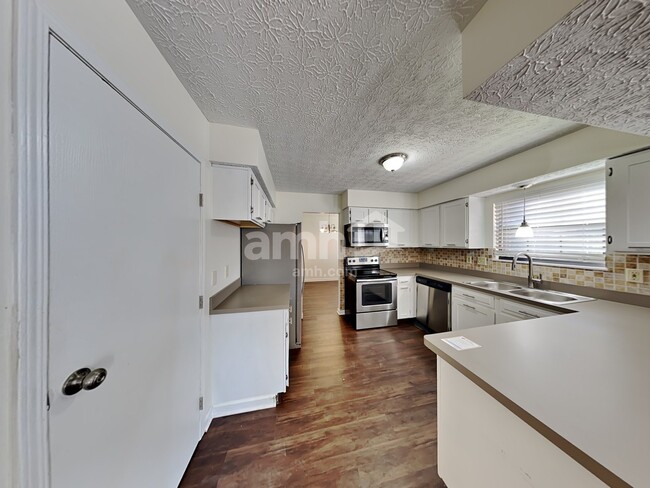 Photo - 12187 Derby Ct