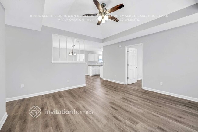 Photo - 592 Cedar Bend Ln