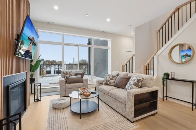 Photo - 4119 N Ashland Ave Unit 3N