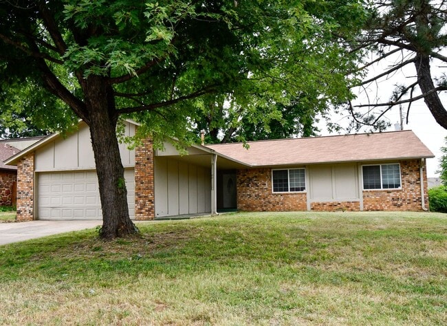 Building Photo - 4-Bed, 2-Bath Home in Broken Arrow Schools...