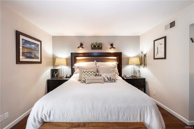 Photo - 4971 Hemlock