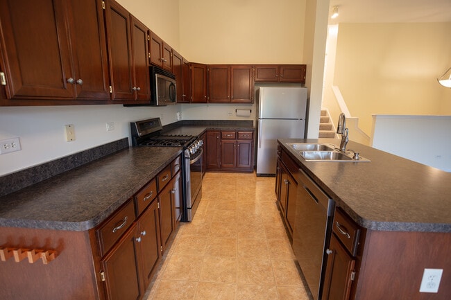 Photo - 23045 Ironwood Dr