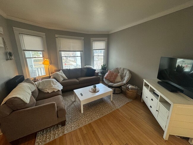 Photo - Bartlett Lower