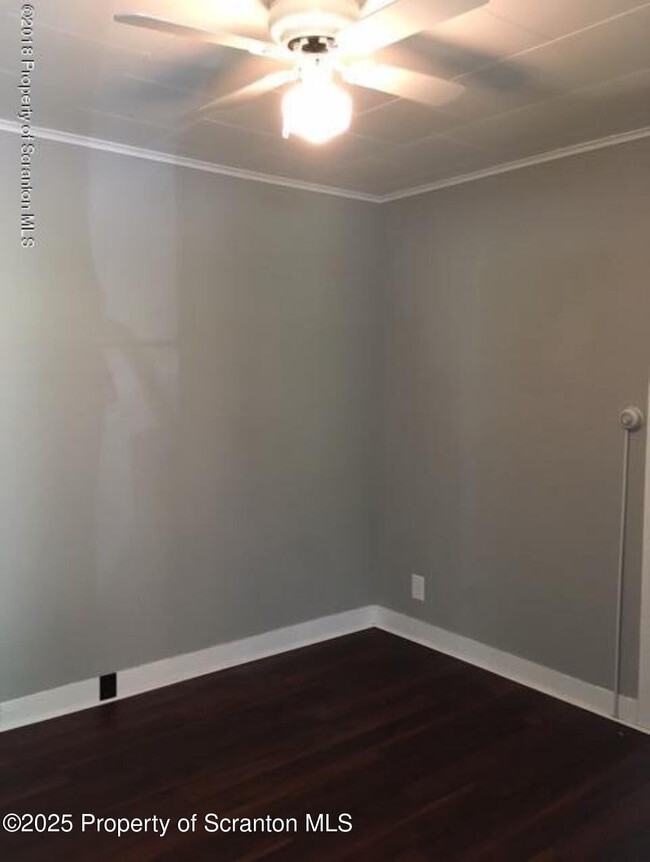 Photo - 410 Lane Hill Rd