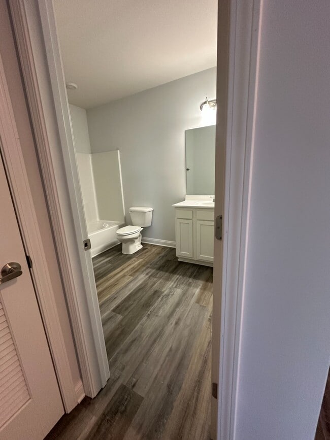 Building Photo - The Villages at Lake Reba