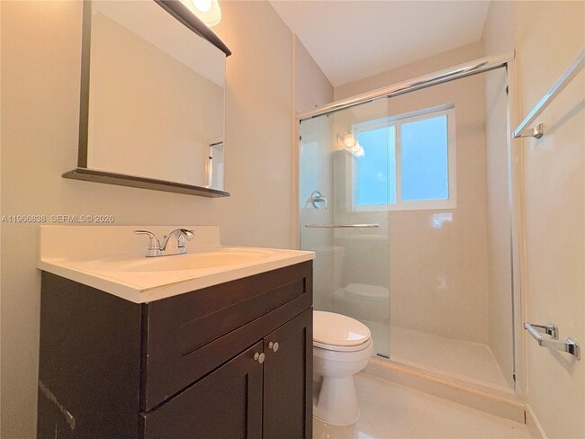 Photo - 2901 Middle River Dr Unit 2