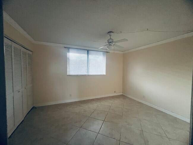 Photo - 1131 SE 4th St