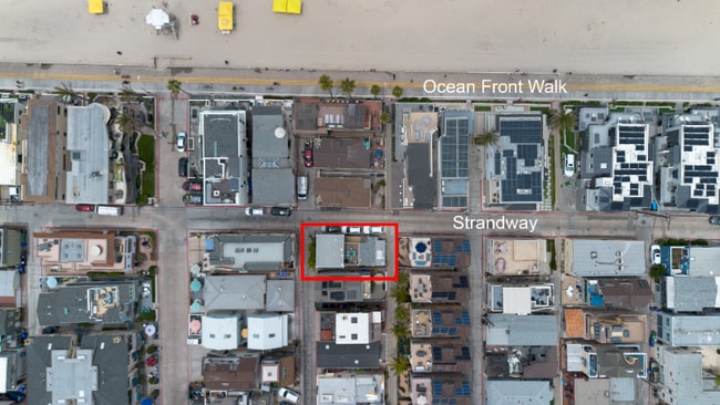 Photo - 717 Portsmouth Ct