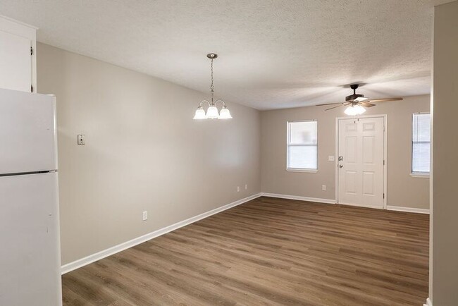 Photo - 112 Upland Ct