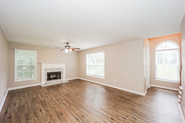 Photo - 149 Mill Pointe Ct