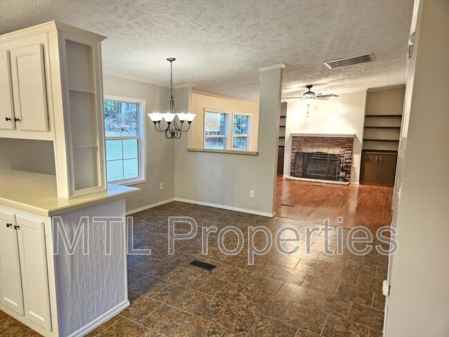 1987 Shadow Oak Dr