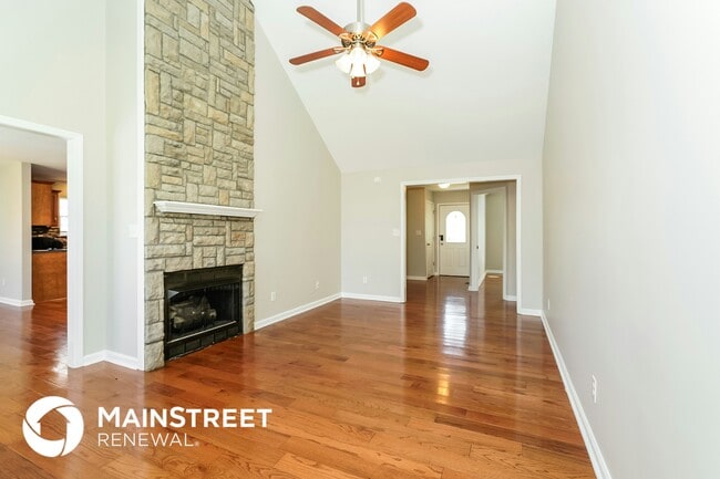 Photo - 117 Lansdowne Dr