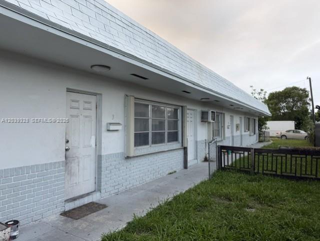 Photo - 2128 Roosevelt St Unit 3