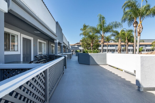 Emerald Ridge Apartments