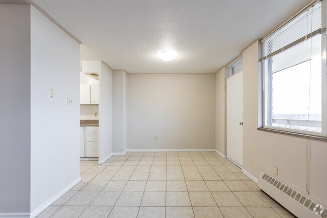 1BR + DEN, 1BA - 720SF - Dining Room - 11 Kendale Court Apartments