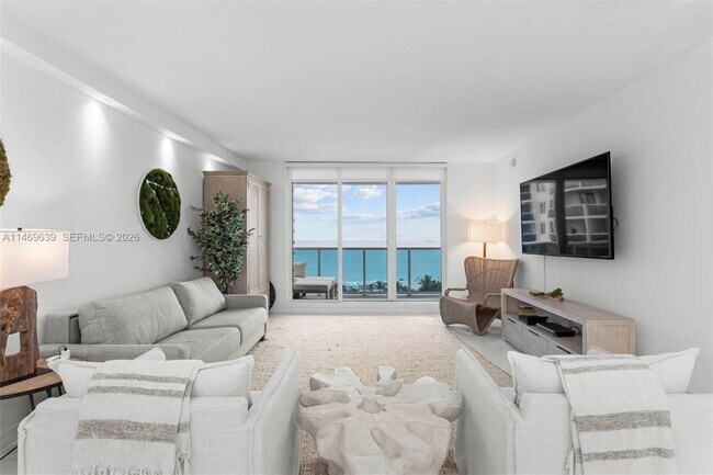 Photo - 2301 Collins Ave Unit 940