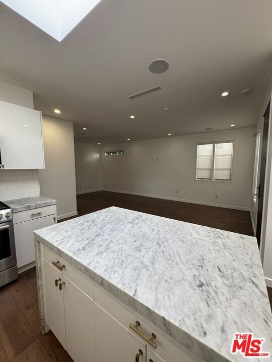 Photo - 1009 Palms Blvd