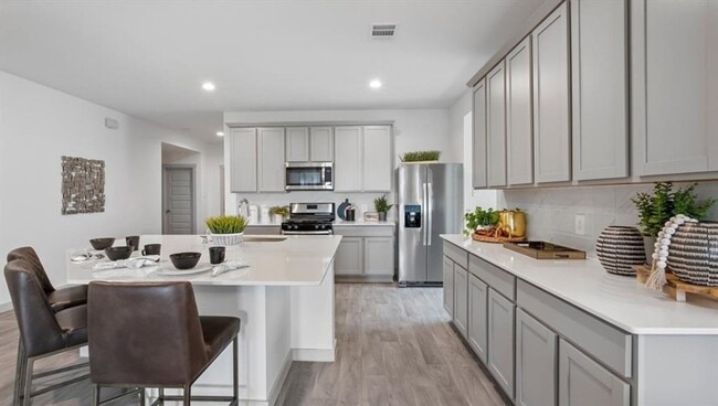 Photo - 1135 Sommerville Dr
