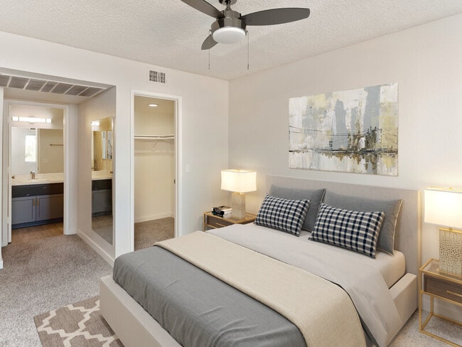 Photo - Aspire Thunderbird