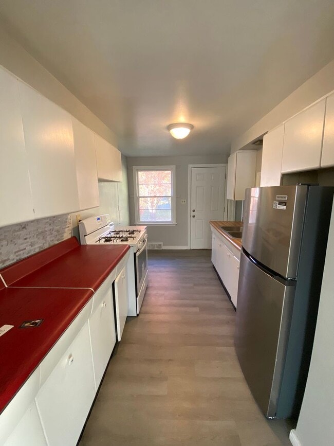 Photo - Don't Miss out! New Listing Available Now!...