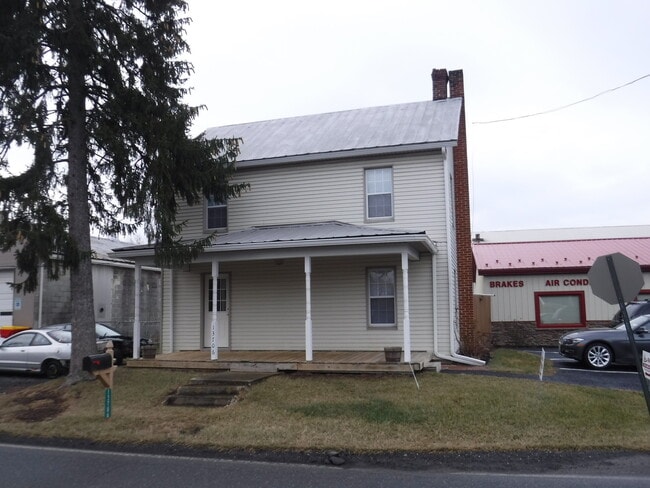 Building Photo - 13706 Maugansville Rd