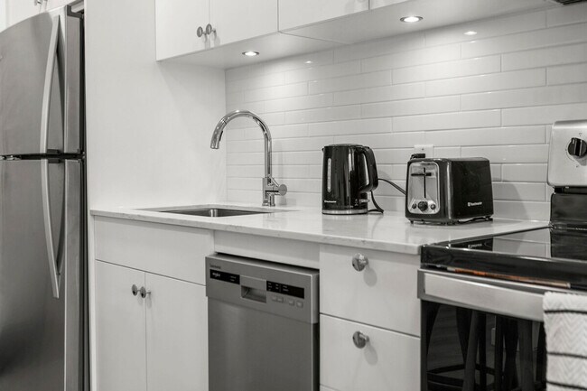 Photo - 455-451 1 Ave NE Unit ID1353869P