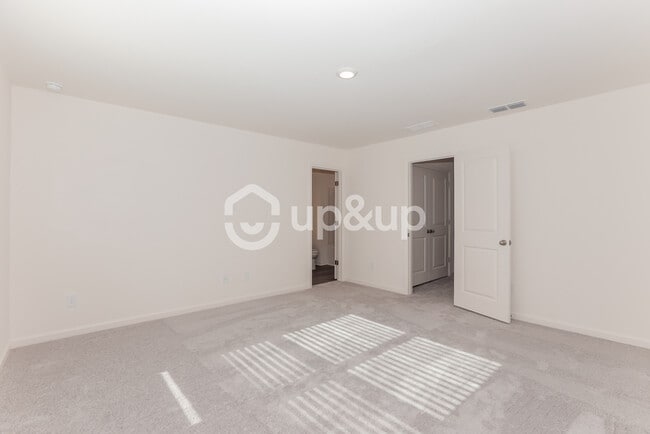 Photo - Fantastic 3bd/2.5ba home! Coming soon!