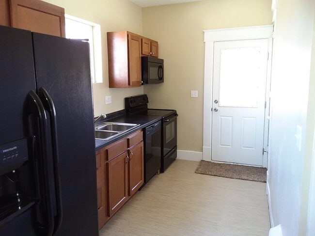 Photo - 317 E Coal St