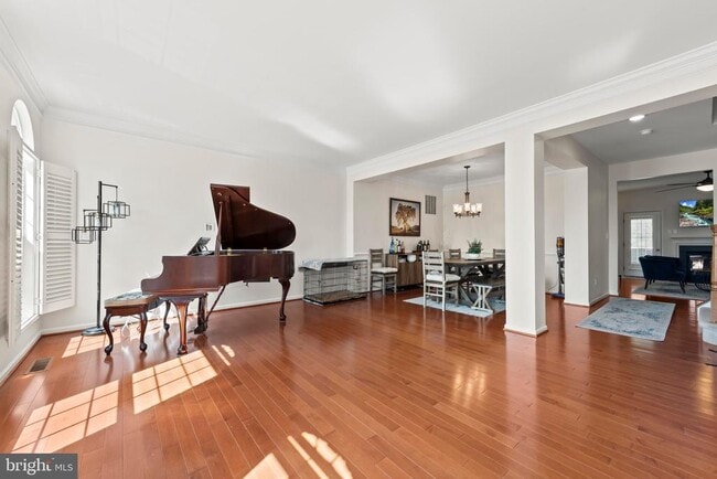 Building Photo - 43286 Morven Square