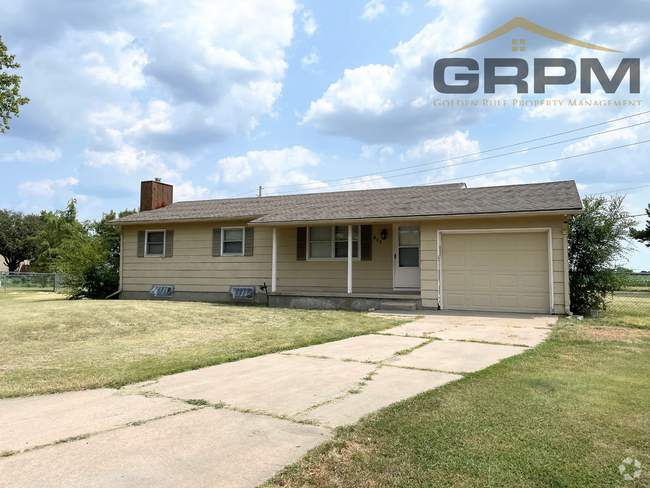 Building Photo - 3 Bedroom 2 Bath Home in Newton