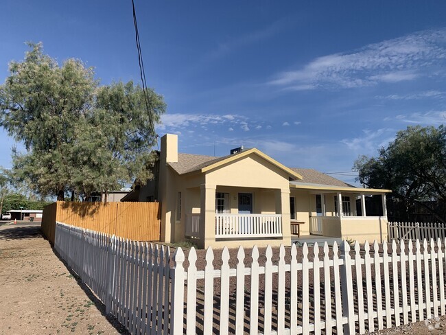 Building Photo - 1001 N Catalina Ave Rental