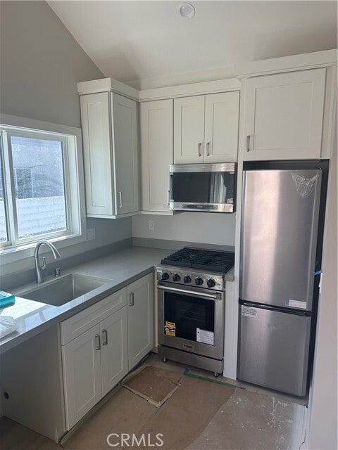 Photo - 204 Lugonia St