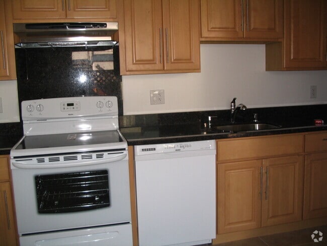Building Photo - 4425 Blackford Ave Unit 2 Rental