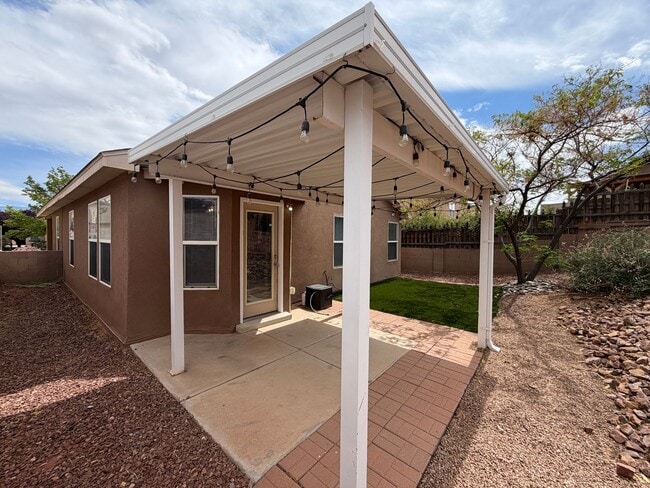 Photo - 3 Bedroom Single Story Available Near McMahon Blvd NW & Unser Blvd NW!