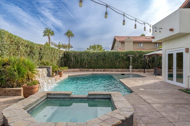 78880 Aurora Way