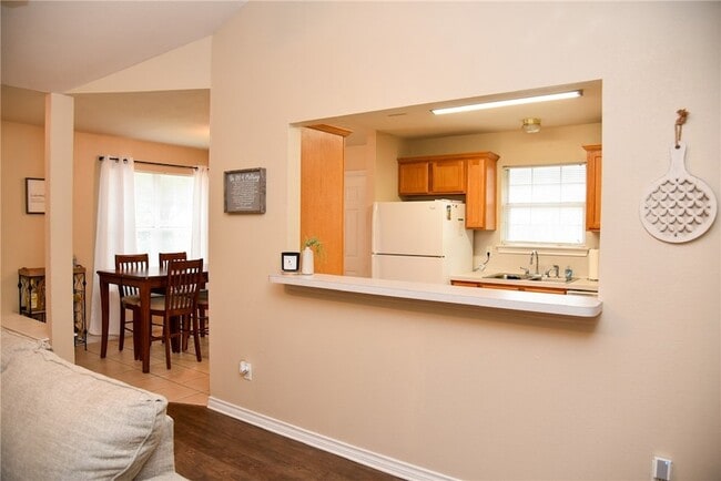 Photo - 3813 Oldenburg Ln