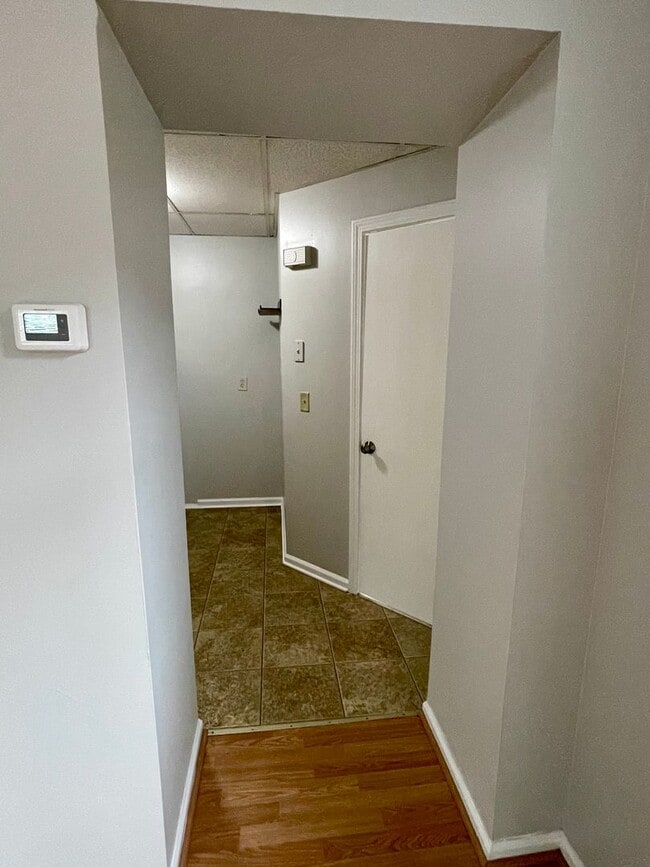 Photo - 135 Howe St Unit B