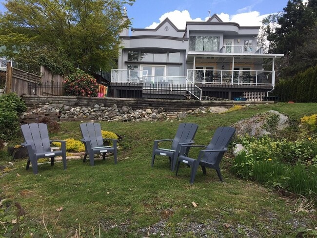 Building Photo - 2883 Dollarton Hwy