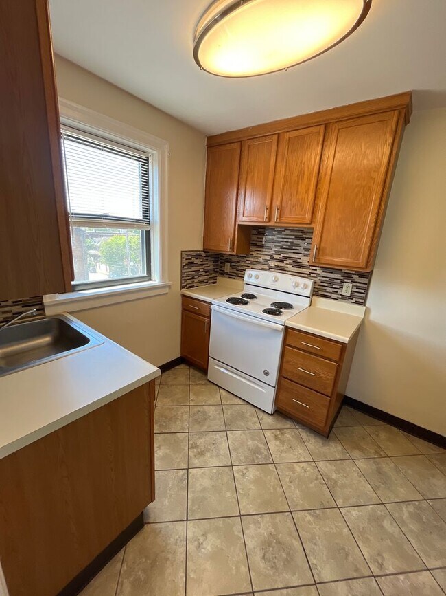 Photo - Hobart Wightman Apartments