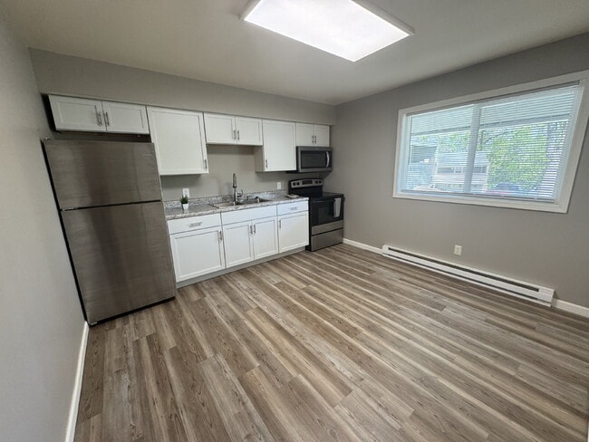 Photo - “Brand New Feel!” — Freshly Renovated 1 Bed with Modern Finishes Unit Apt B