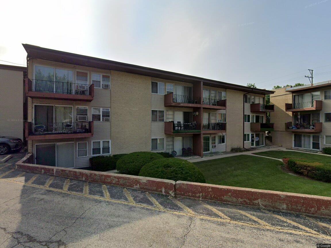 Photo - 605 N Wolf Rd Unit 605 N Wolf Rd 4F