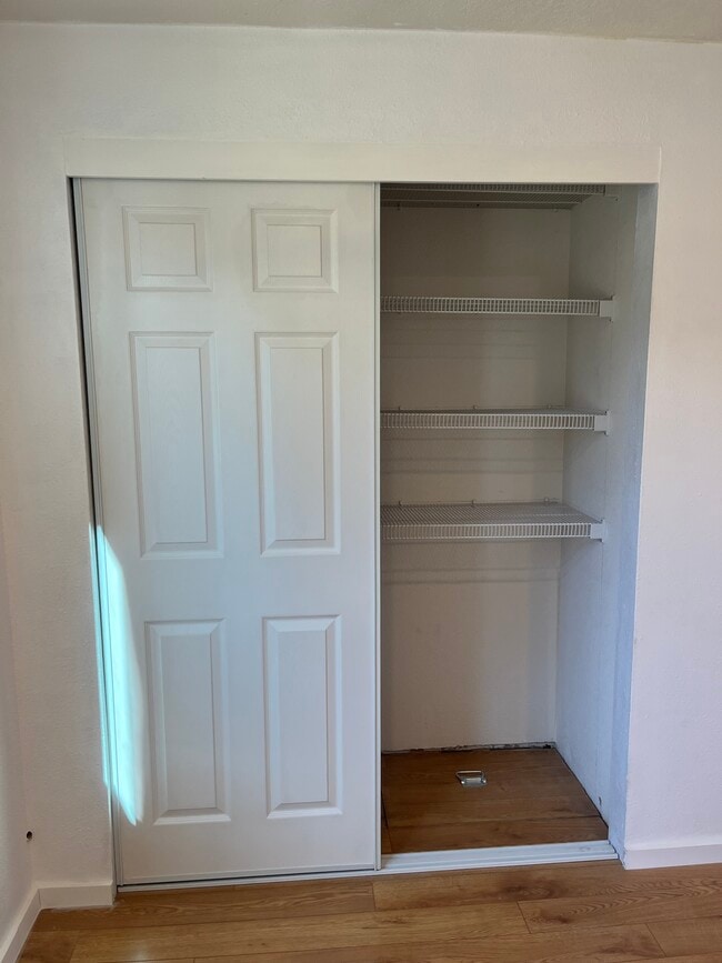 Photo - 1437 SW 13th Pl