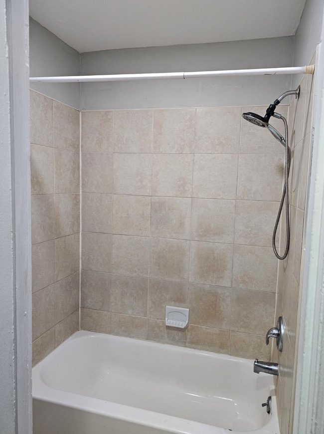 5939 Lansdowne Ave Unit 1st Floor