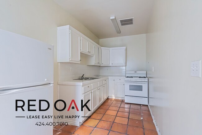 Photo - Beautiful Studio with Vintage -Inspired De... Unit 209