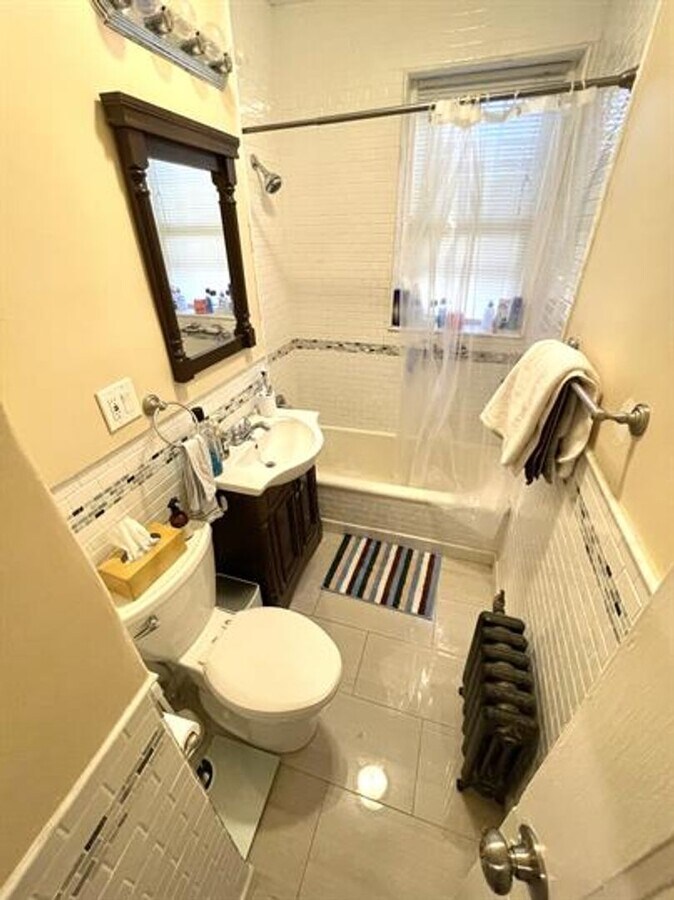 Photo - Don't miss out on this amazing deal!