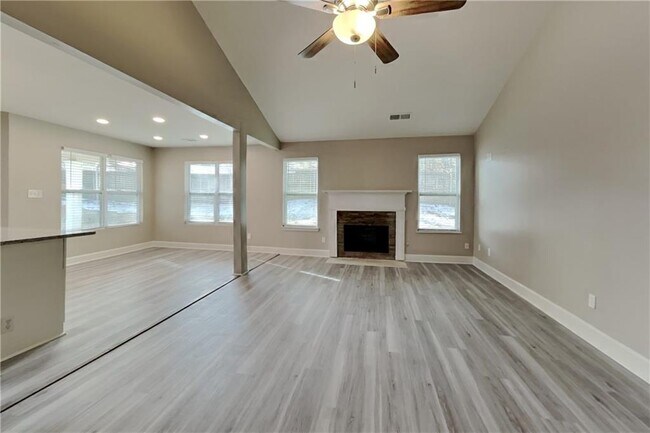 Photo - 1210 Port Royal Ct