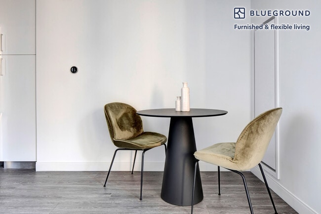 Photo - 89 E Dedham St Unidad FL7-ID494