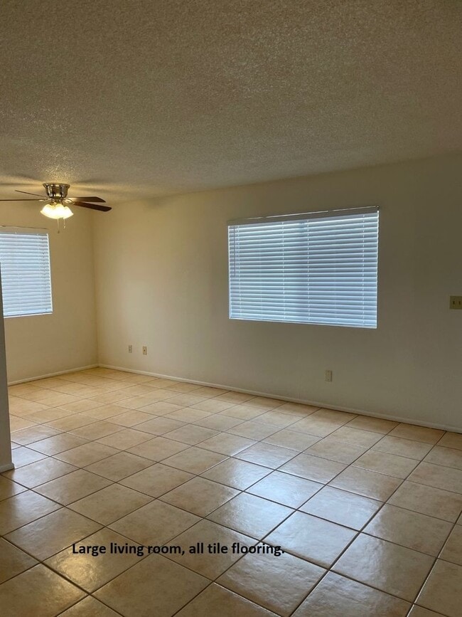 Photo - KIOW2332 Unidad 1