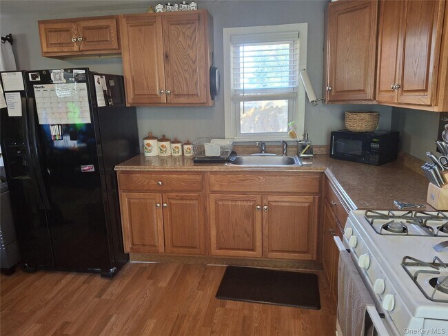 Photo - 10 Orchard St